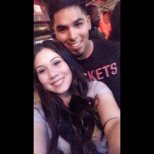 Meet your Posher, Leslie